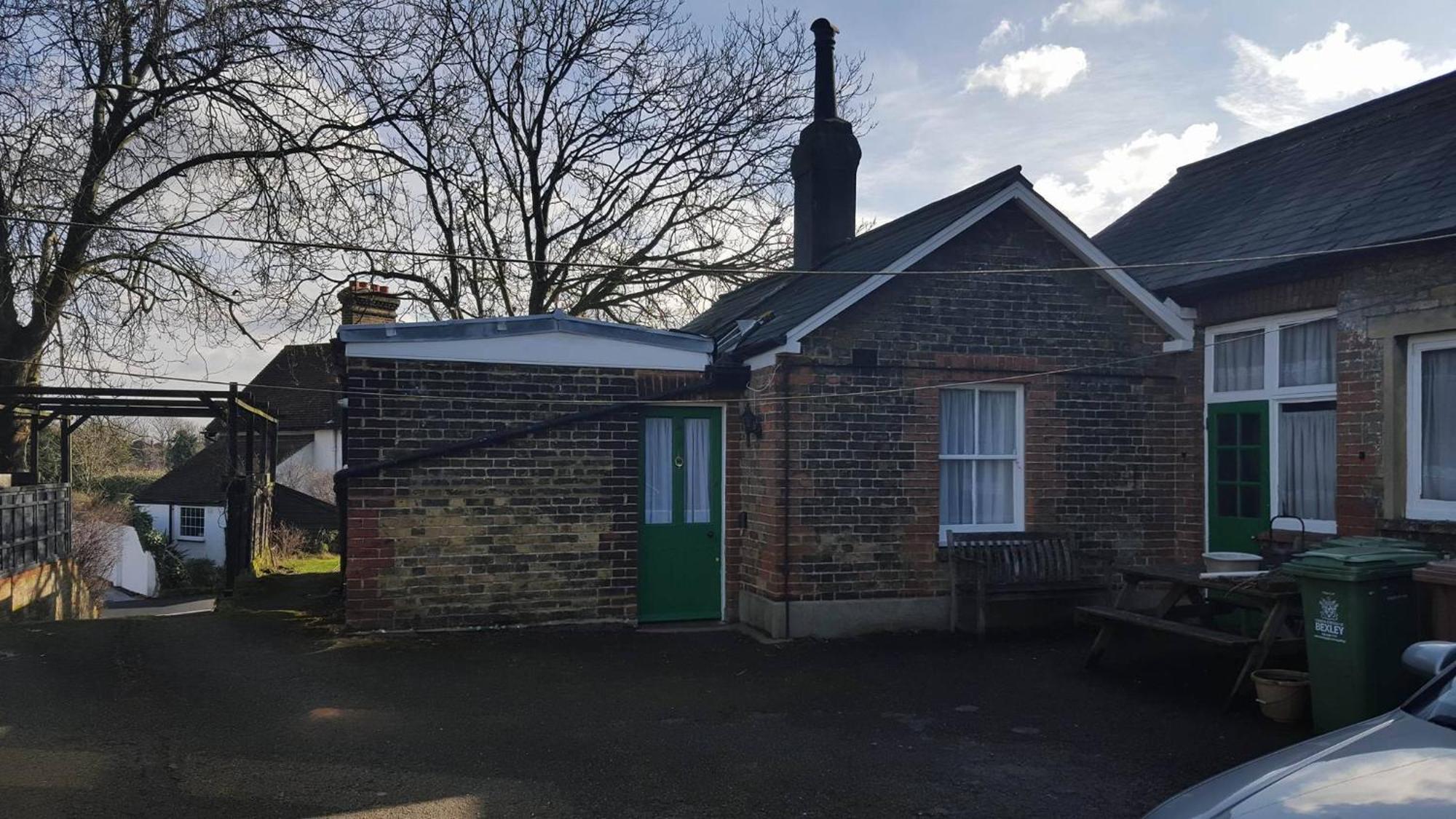 Converted Bungalow In Bexley 伦敦 外观 照片